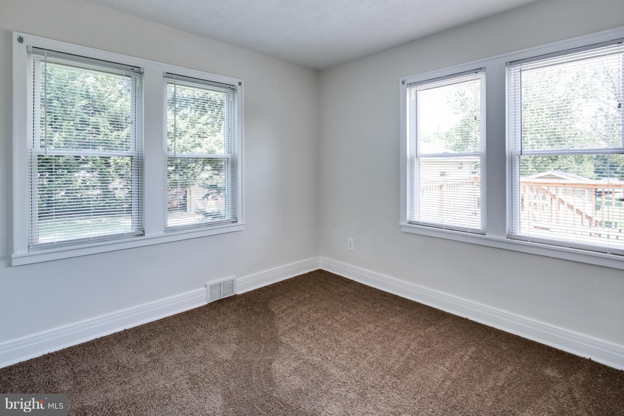 10404 Liberty Road Randallstown, MD 21133 - Photo 15 of 30 Dining Room