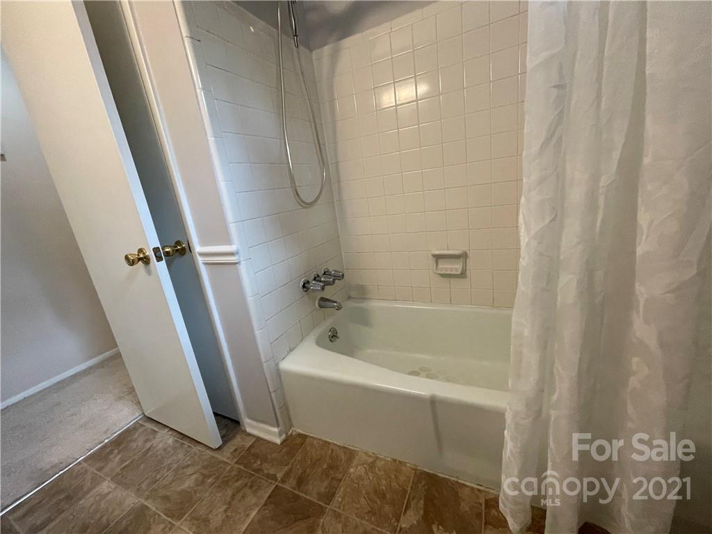 6600 Stoney Ridge Road Matthews, NC 28104 - Photo 21 of 34 Gallery Image 21