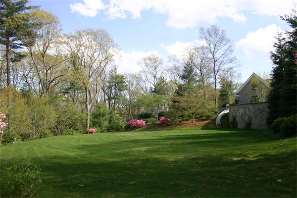 103 Rolling Lane Weston, MA 02493 - Photo 24 of 30