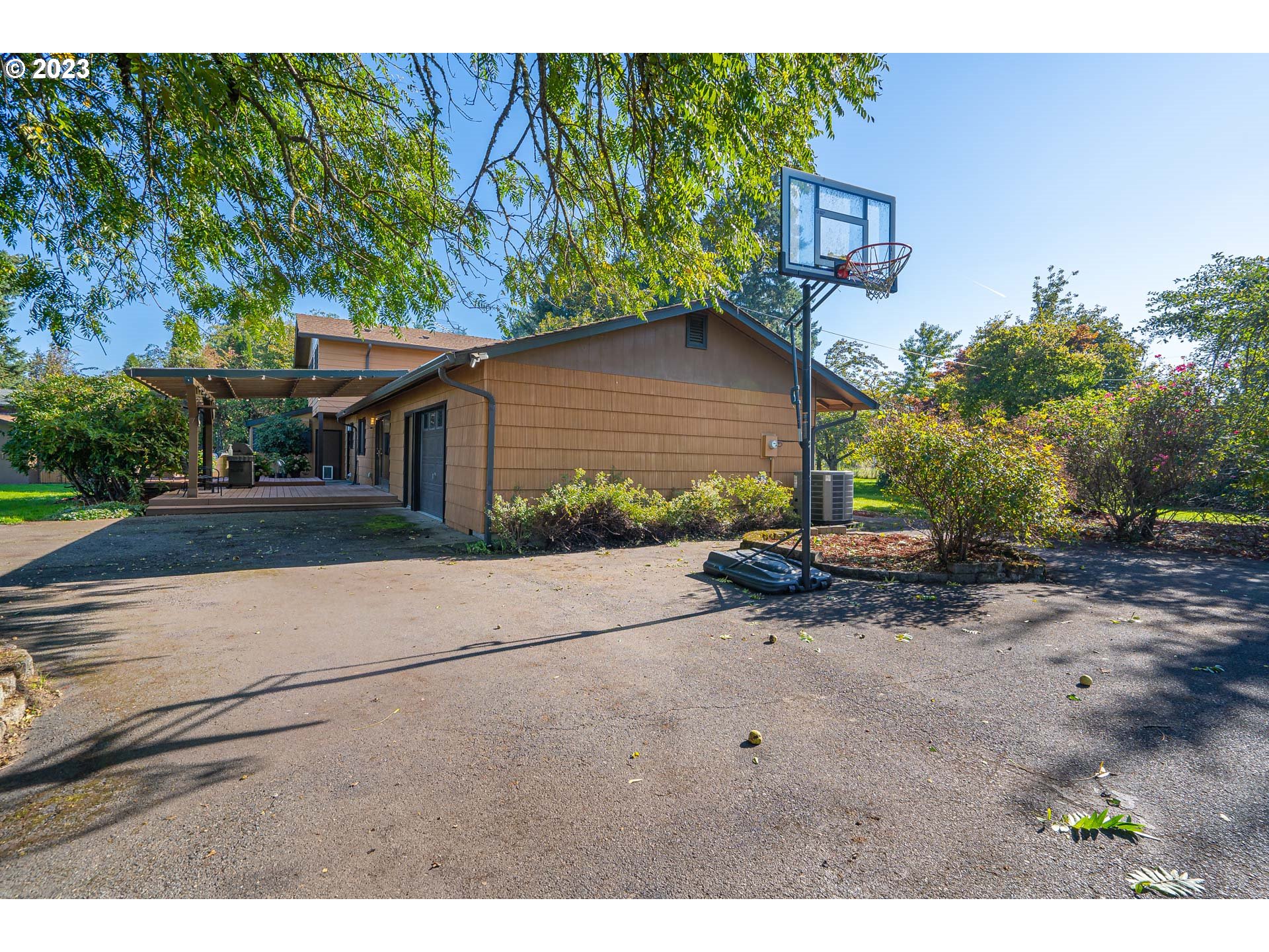 28171 Clear Lake Road Eugene, OR 97402 - Photo 29 of 48 a view of a house with a patio