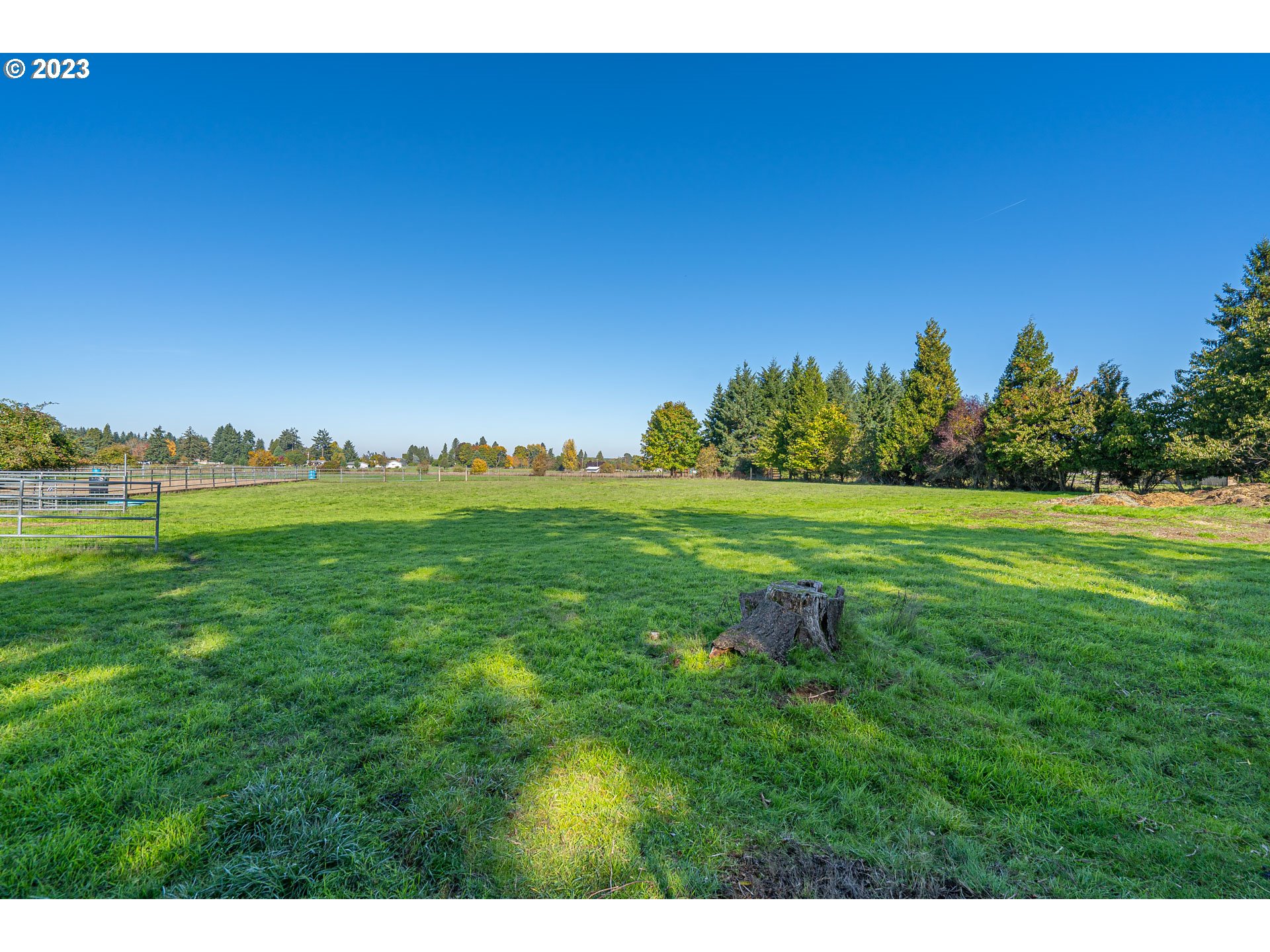 28171 Clear Lake Road Eugene, OR 97402 - Photo 40 of 48
