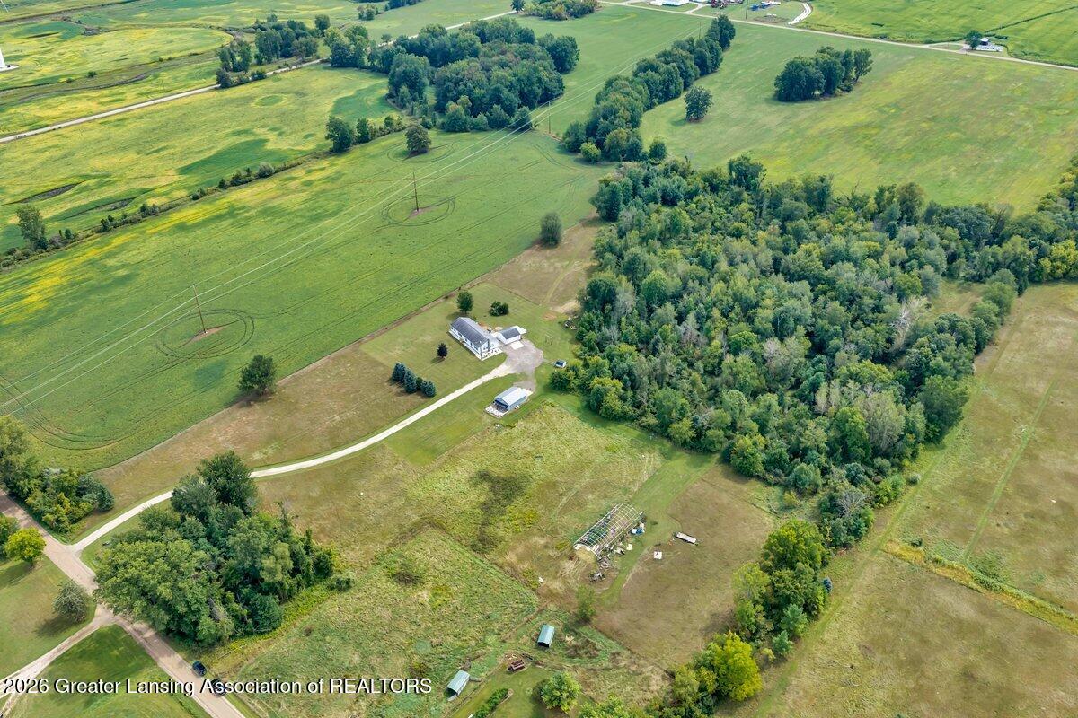 11791 Roggy Road Sumner, MI 48889 - Photo 42 of 53 DJI_20260904141627_0502_D_ADNPHOTO