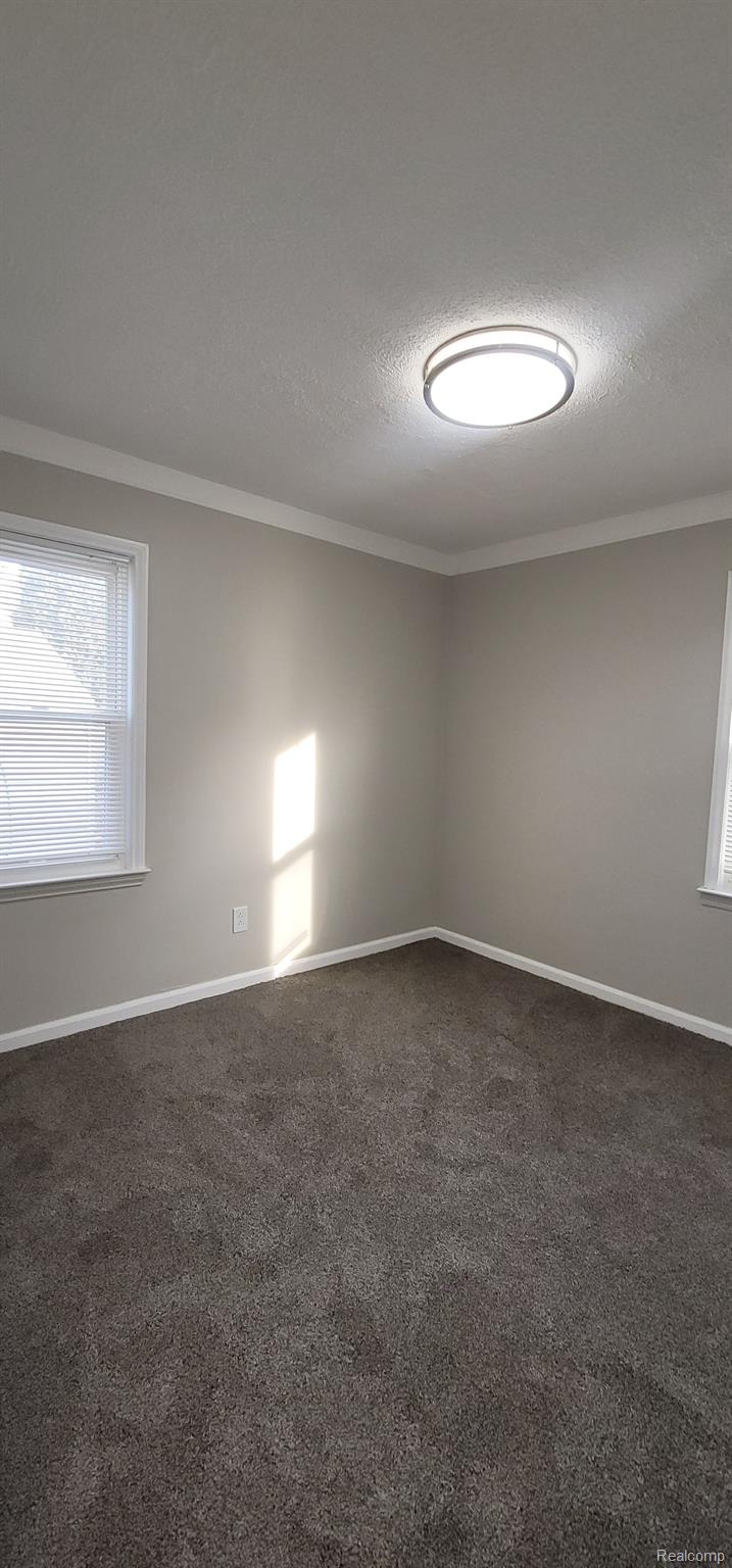 6705 Pelham Road Allen Park, MI 48101 - Photo 15 of 30 PARTIAL VIEW BEDROOM