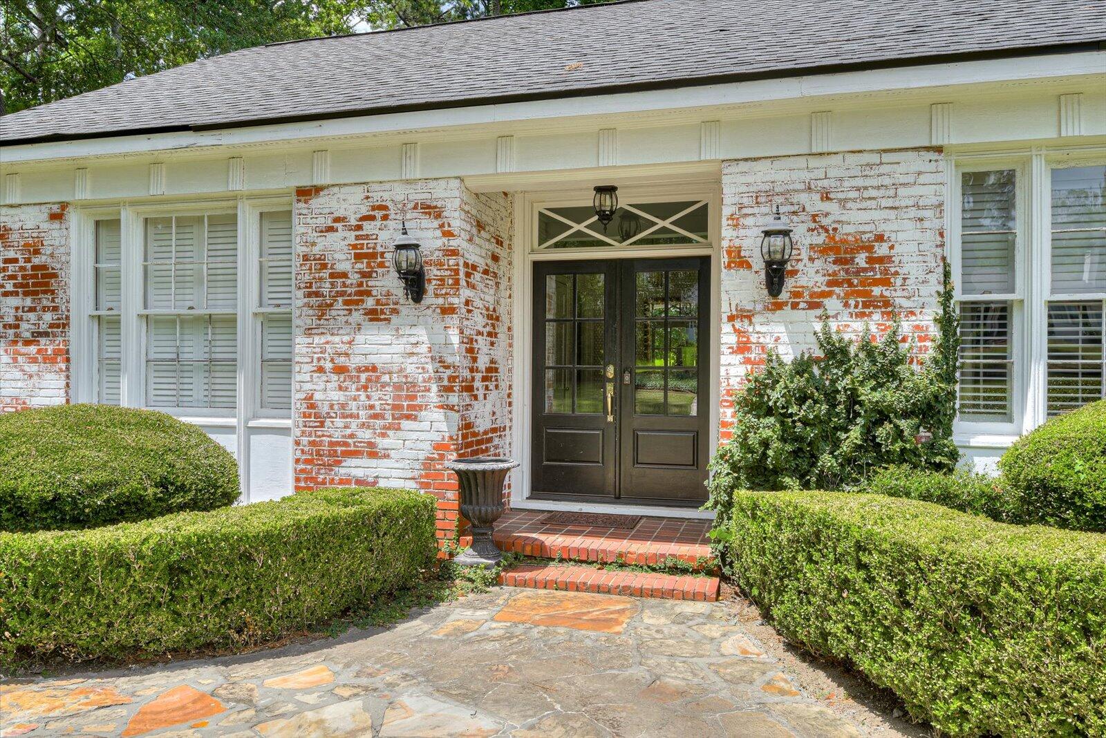 3017 Fox Spring Road Augusta, GA 30909 - Photo 6 of 53 06-106