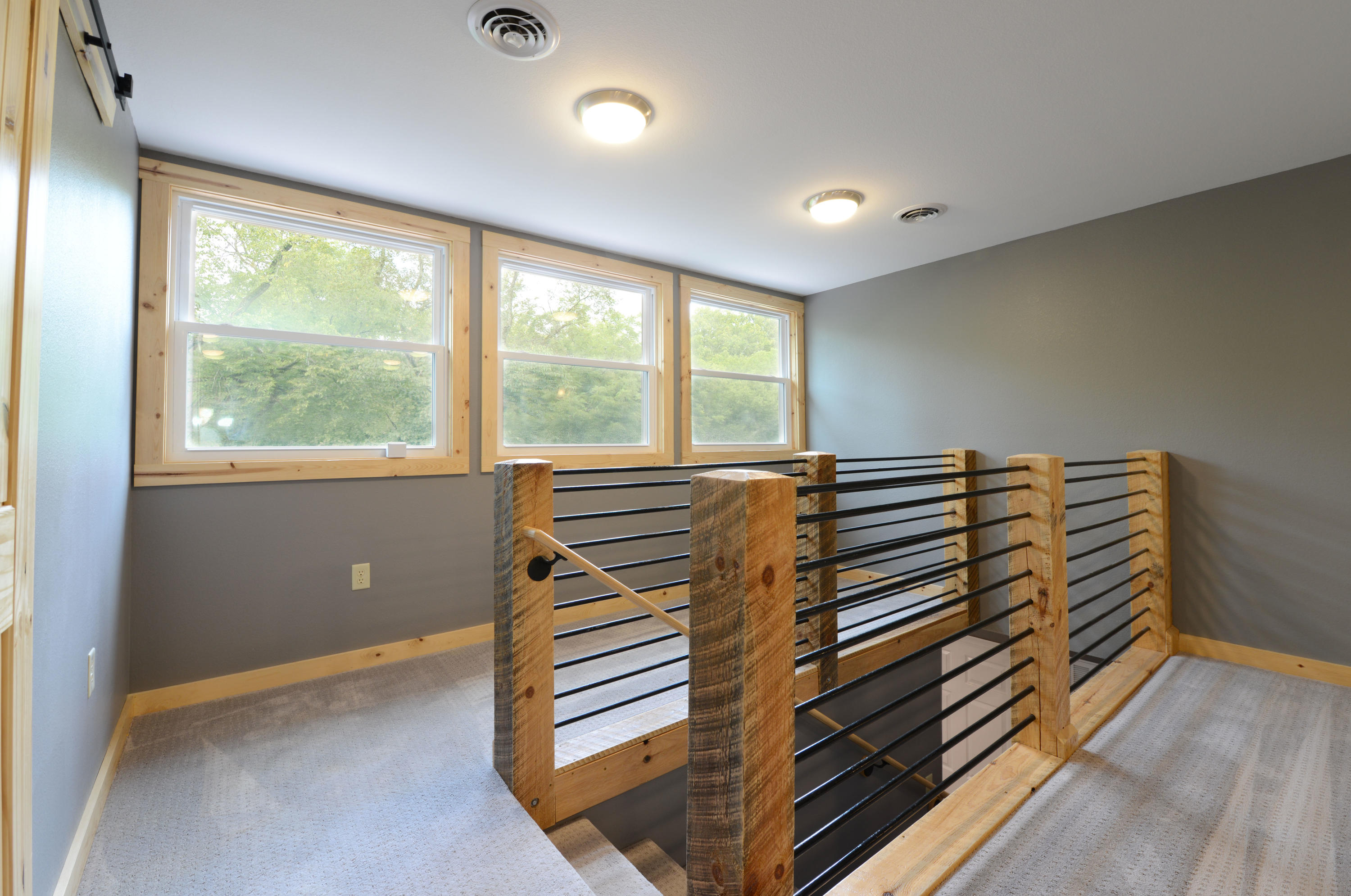 245 Gray Road Greeneville, TN 37743 - Photo 13 of 51 Loft Space