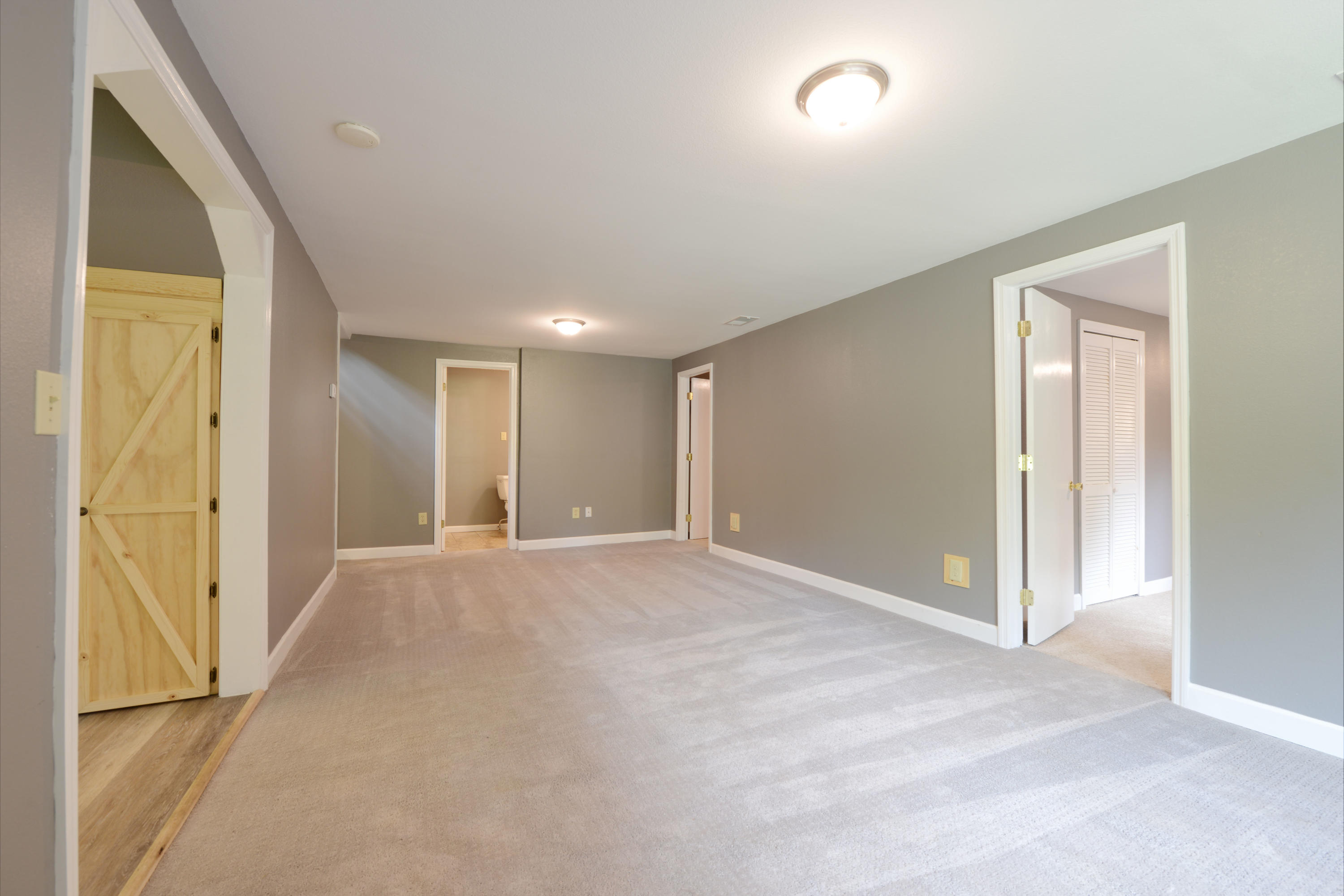 245 Gray Road Greeneville, TN 37743 - Photo 19 of 51 Living / Dining
