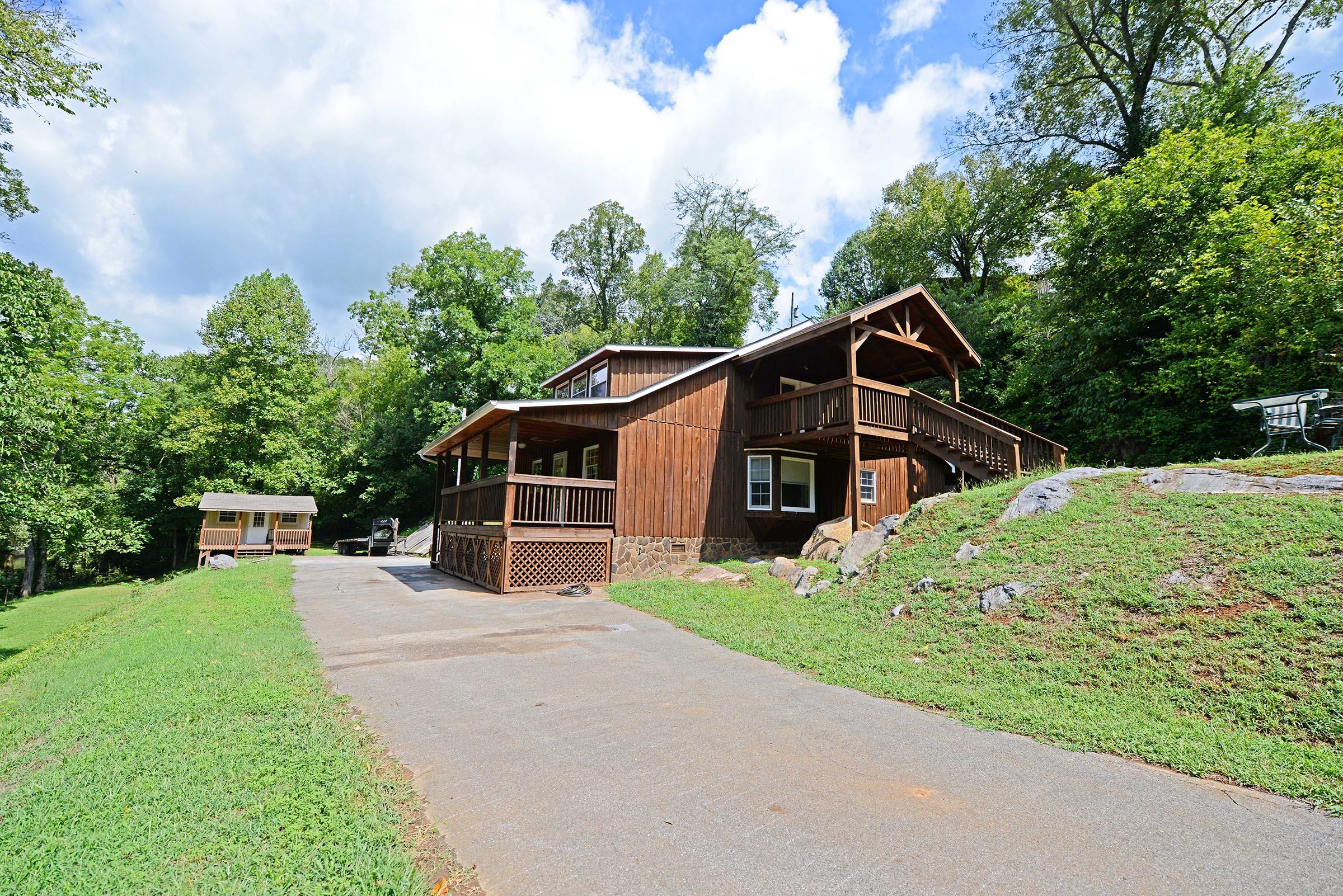 245 Gray Road Greeneville, TN 37743 - Photo 50 of 51 Approach