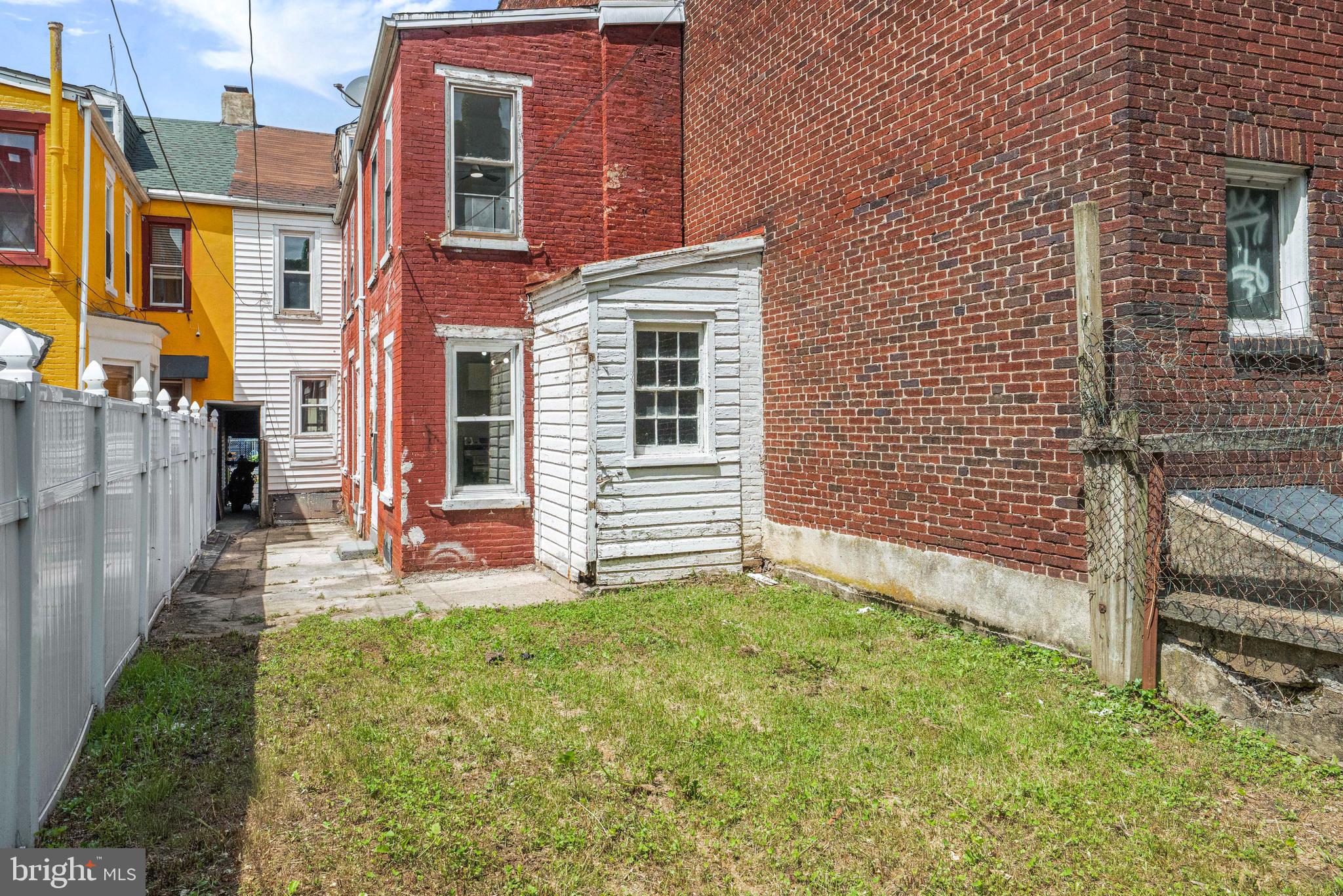 1034 Washington Street Reading, PA 19601 - Photo 37 of 40