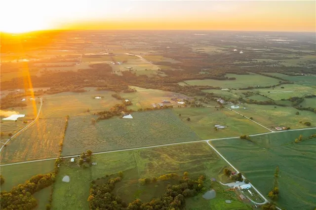 $107,500 | -a-2) Southeast 401st Road, Leeton, MO 64761
