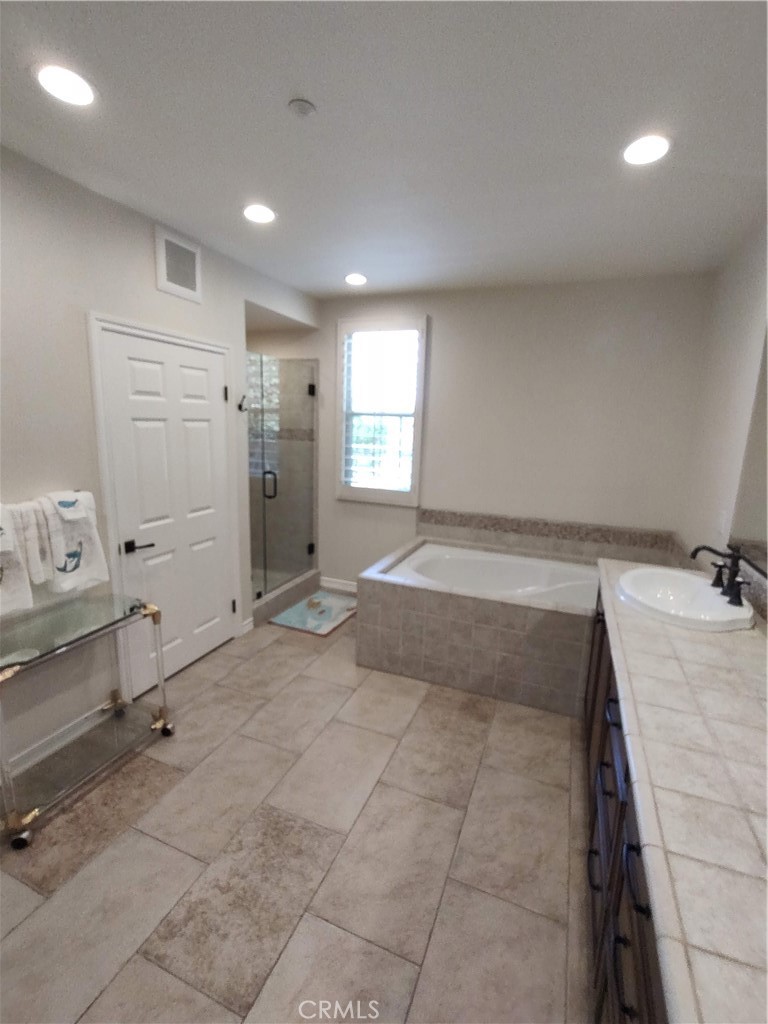 7 Tuscany Ladera Ranch, CA 92694 - Photo 15 of 28