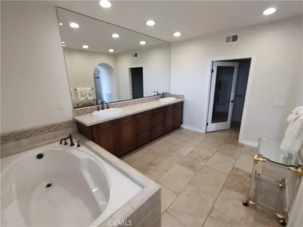$1,220,000 | 7 Tuscany, Ladera Ranch, CA 92694