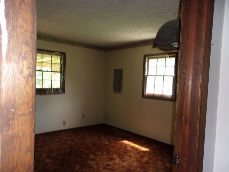 4010 Bee Creek Road Corbin, KY 40701 - Photo 9 of 11 Photo 9