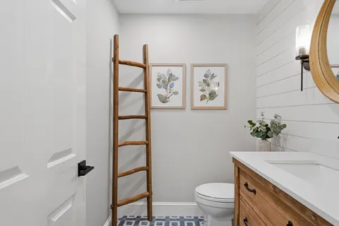 $2,225,000 | 12 Beatty Lane, Easton, MA 02375