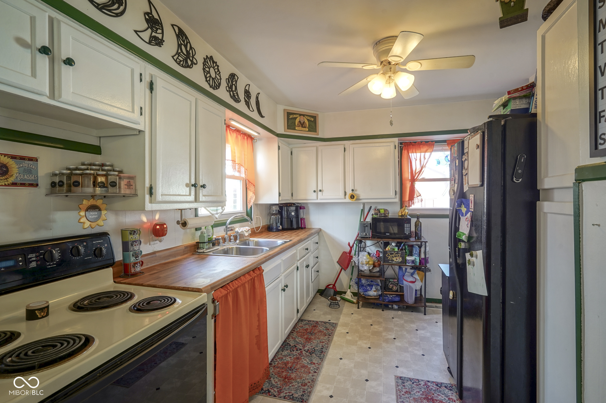 33 South Post Road Indianapolis, IN 46219 - Photo 8 of 28 Gallery Image 8