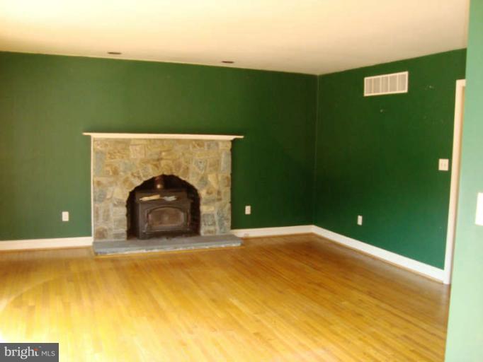 20535 Bucklodge Road Boyds, MD 20841 - Photo 12 of 30