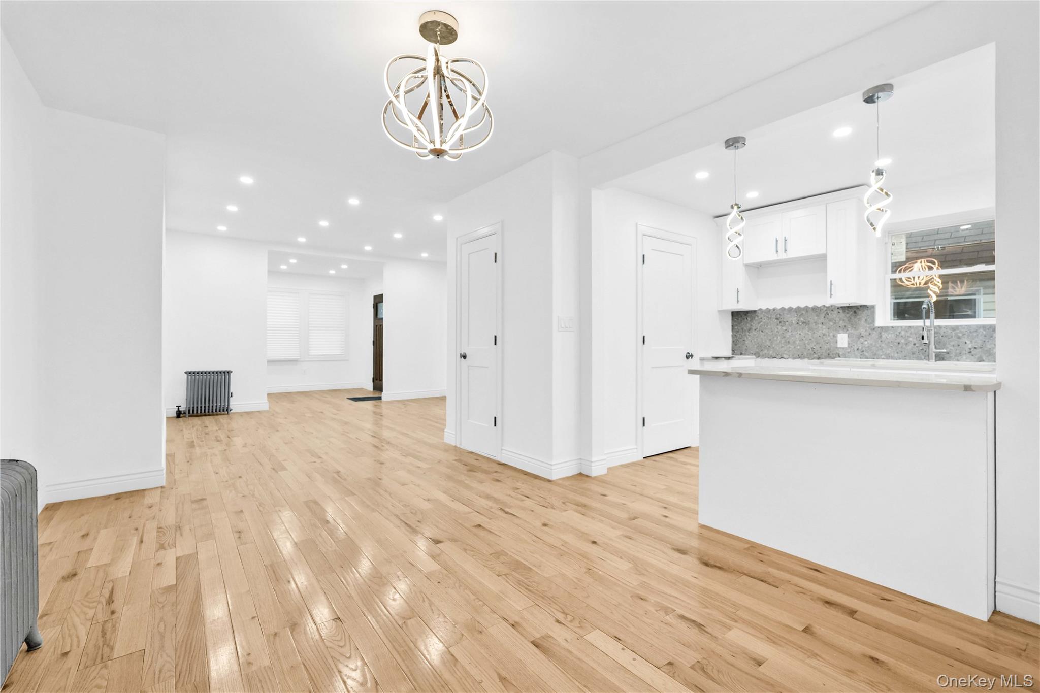 21432 112th Road Queens, NY 11429 - Photo 7 of 18