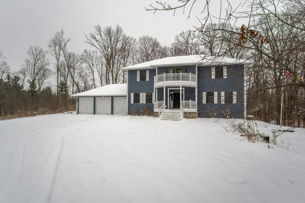 $589,000 | 2447 50th Avenue, Woodville, WI 54028