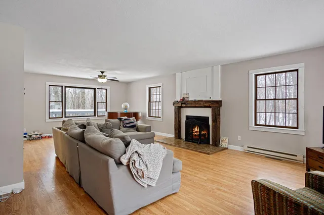 $589,900 | 2447 50th Avenue, Woodville, WI 54028