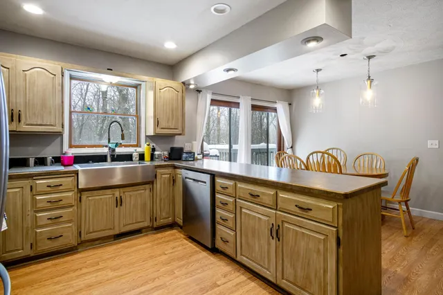 $589,900 | 2447 50th Avenue, Woodville, WI 54028