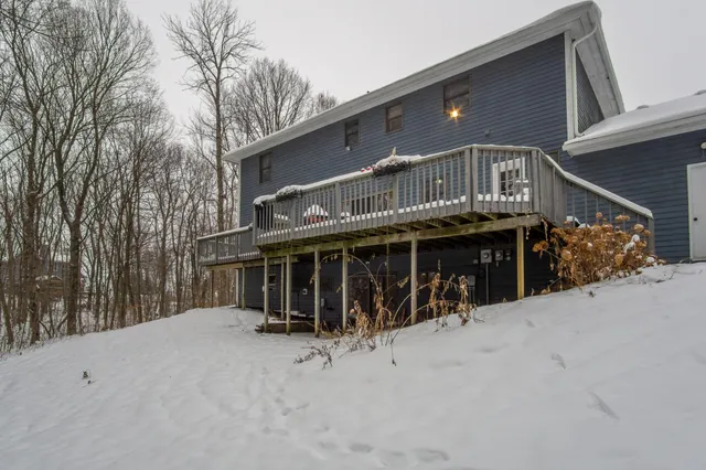 $589,900 | 2447 50th Avenue, Woodville, WI 54028