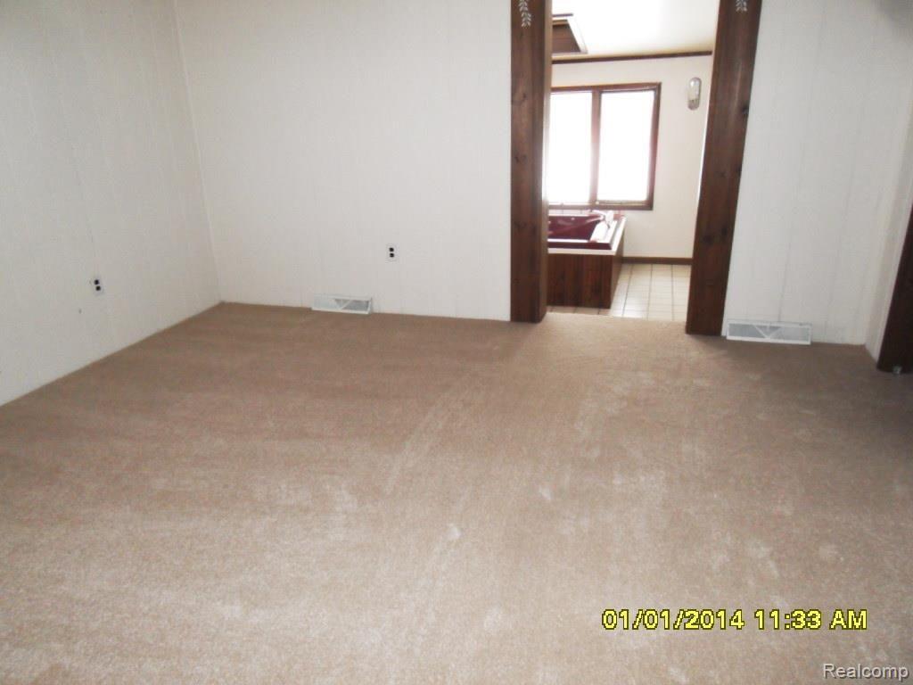 1741 Cochrane Road Allenton, MI 48002 - Photo 14 of 22 bed 3 - master.jpg