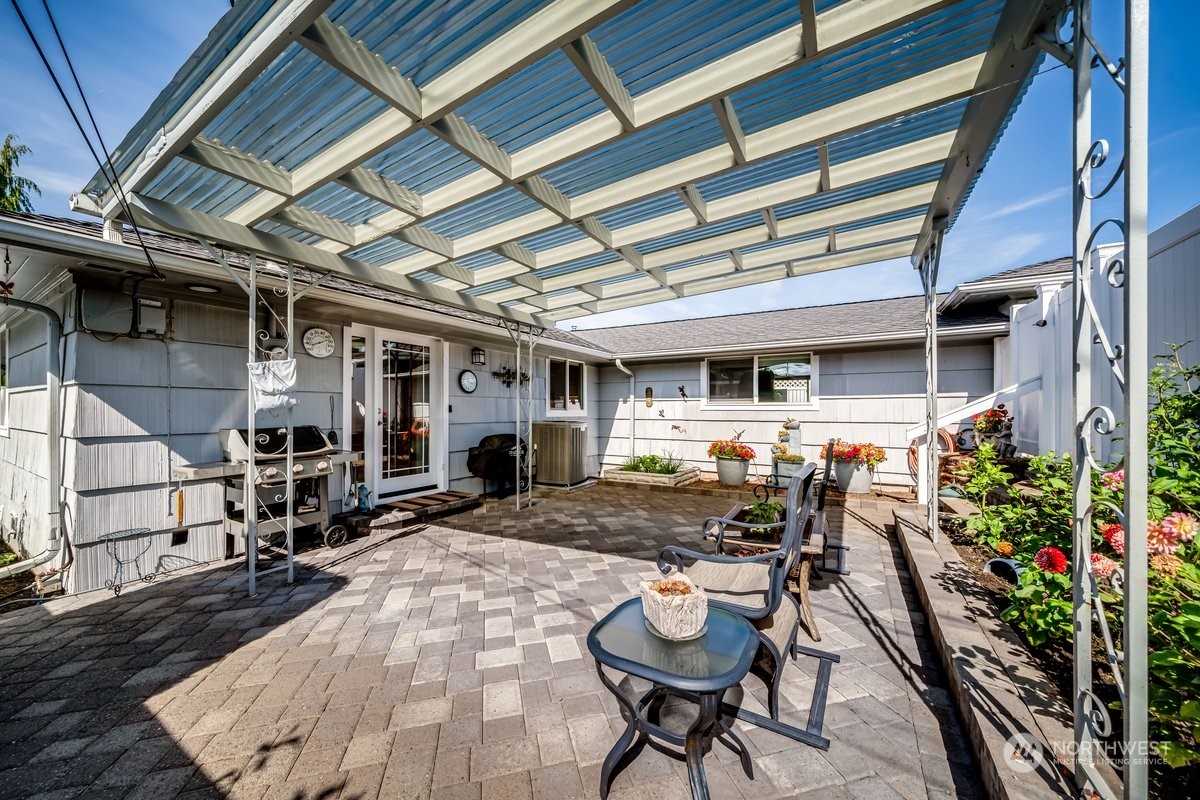 821 Rucker Avenue Everett, WA 98201 - Photo 11 of 27 Gallery Image 11