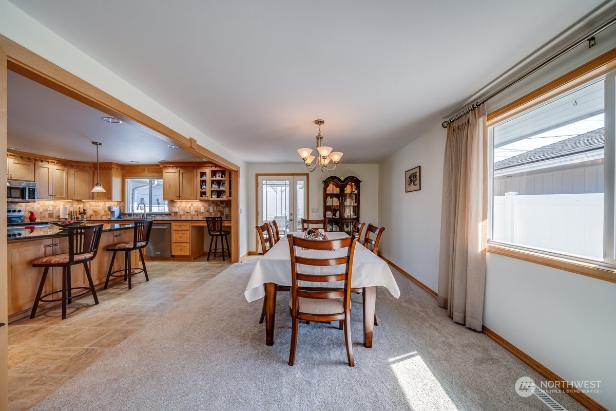 821 Rucker Avenue Everett, WA 98201 - Photo 6 of 27 Gallery Image 6