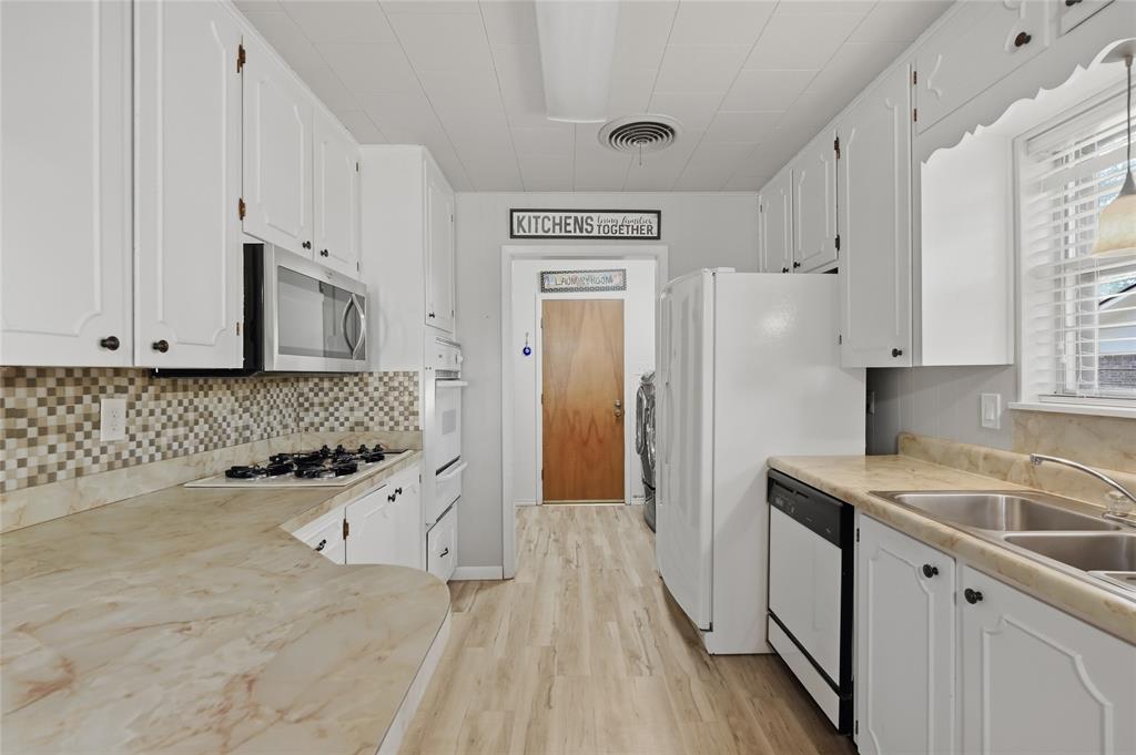 503 Wes Michael Road Bonham, TX 75418 - Photo 9 of 25 Gallery Image 9