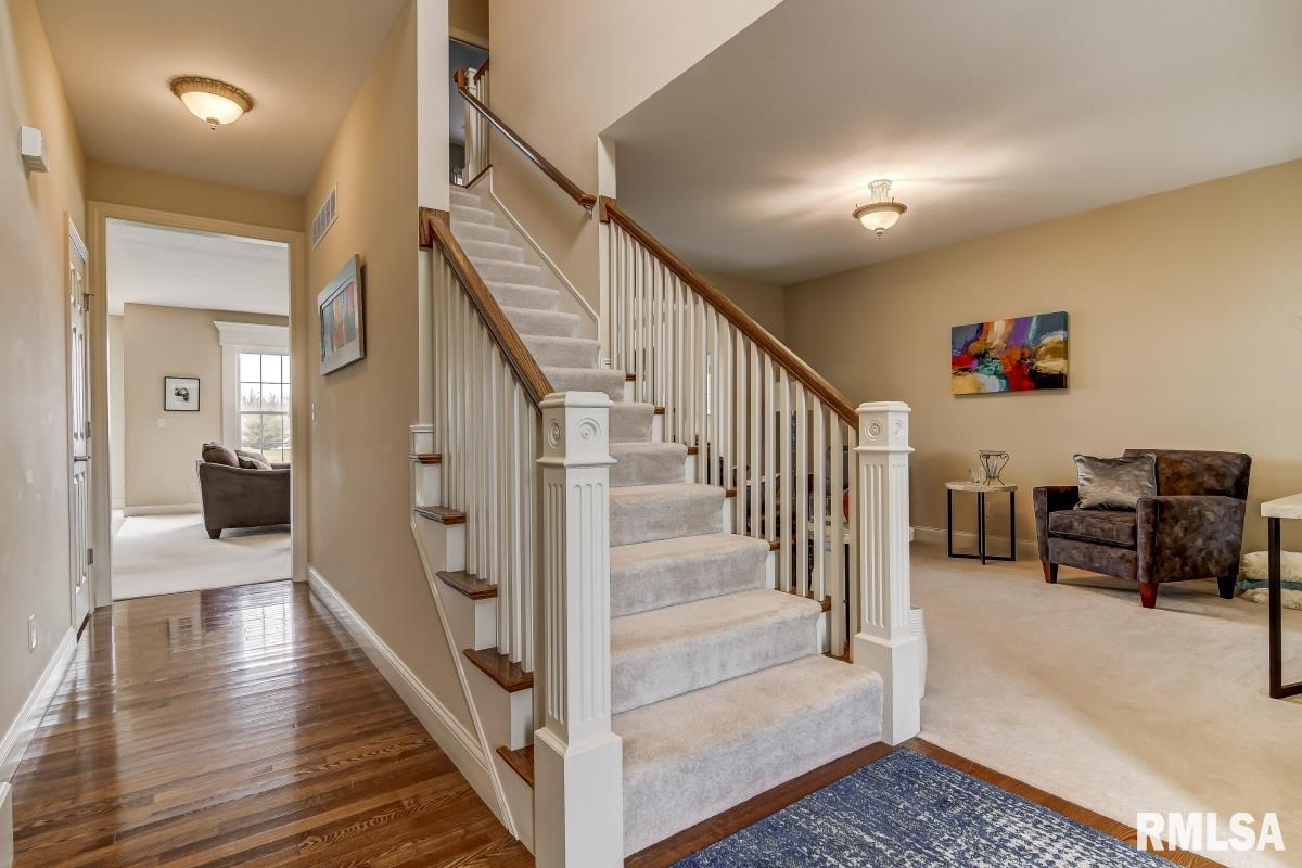 1424 Lake Pointe Court Springfield, IL 62712 - Photo 2 of 50