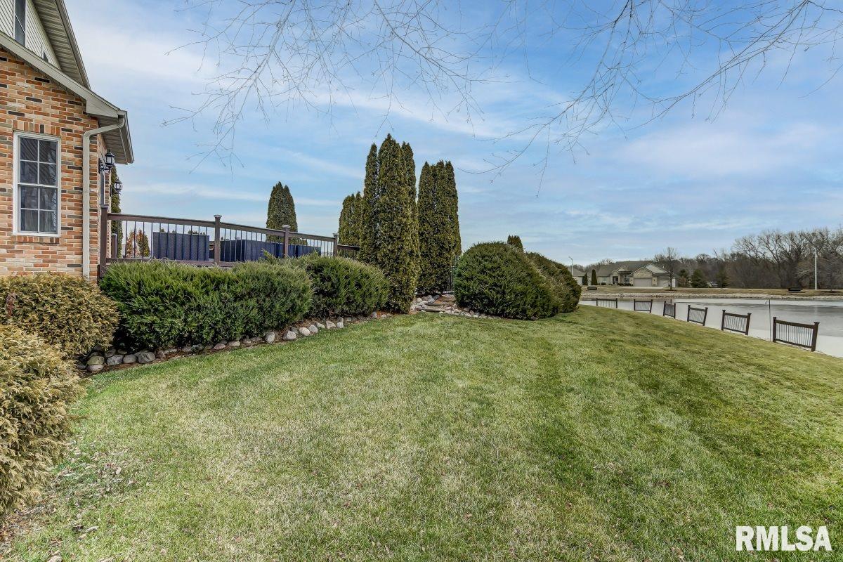 1424 Lake Pointe Court Springfield, IL 62712 - Photo 49 of 50
