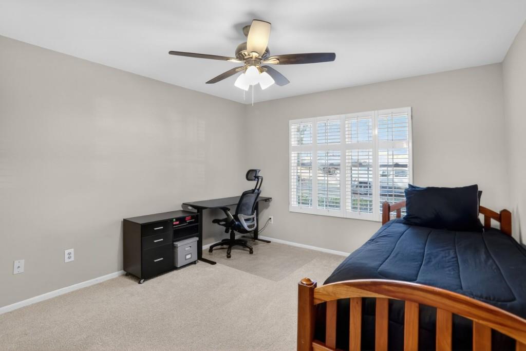 37 Middleton Court Smyrna, GA 30080 - Photo 22 of 25 a workspace with furniture and a window