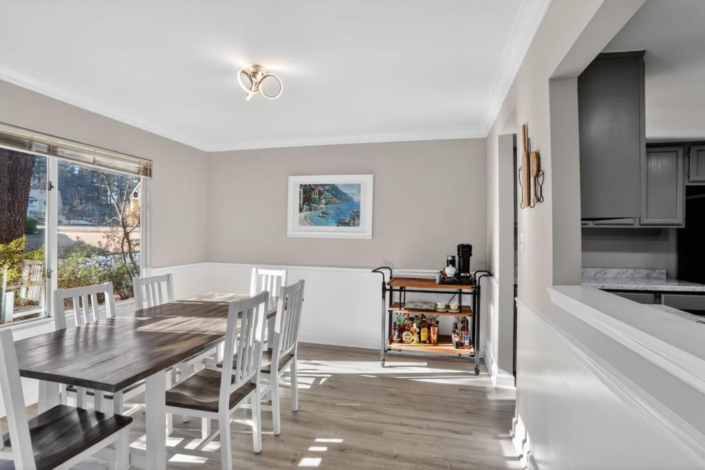 37 Middleton Court Smyrna, GA 30080 - Photo 8 of 25 a living room with furniture and a flat screen tv