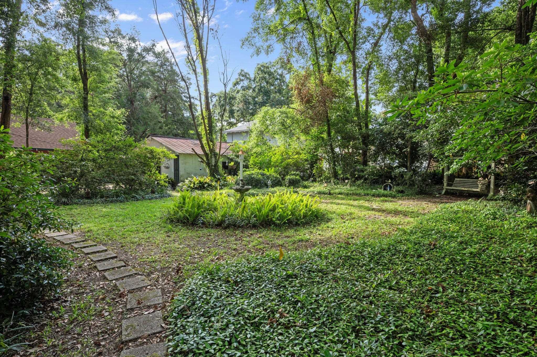 51 North Bayview Street Fairhope, AL 36532 - Photo 6 of 30 Yard