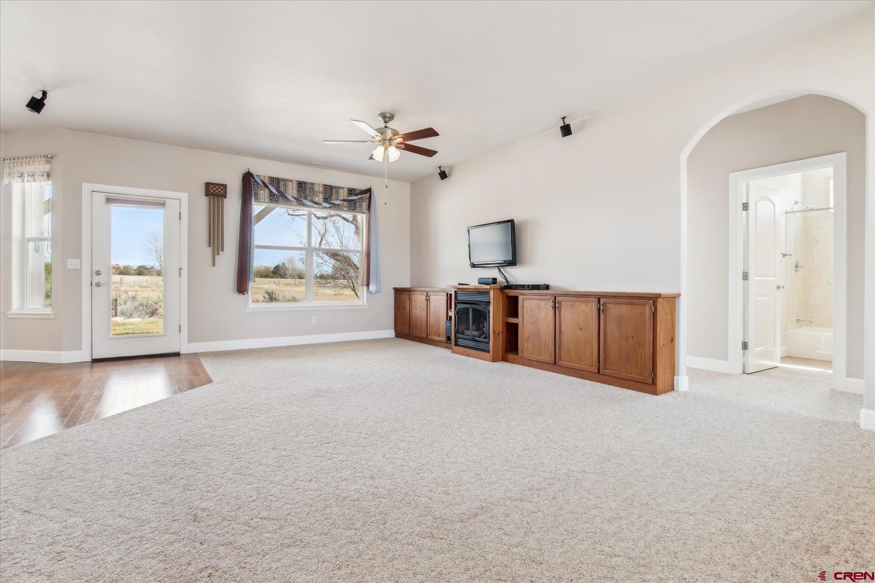 25583 Rd P Dolores, CO 81323 - Photo 6 of 34 an empty room with windows and cabinet