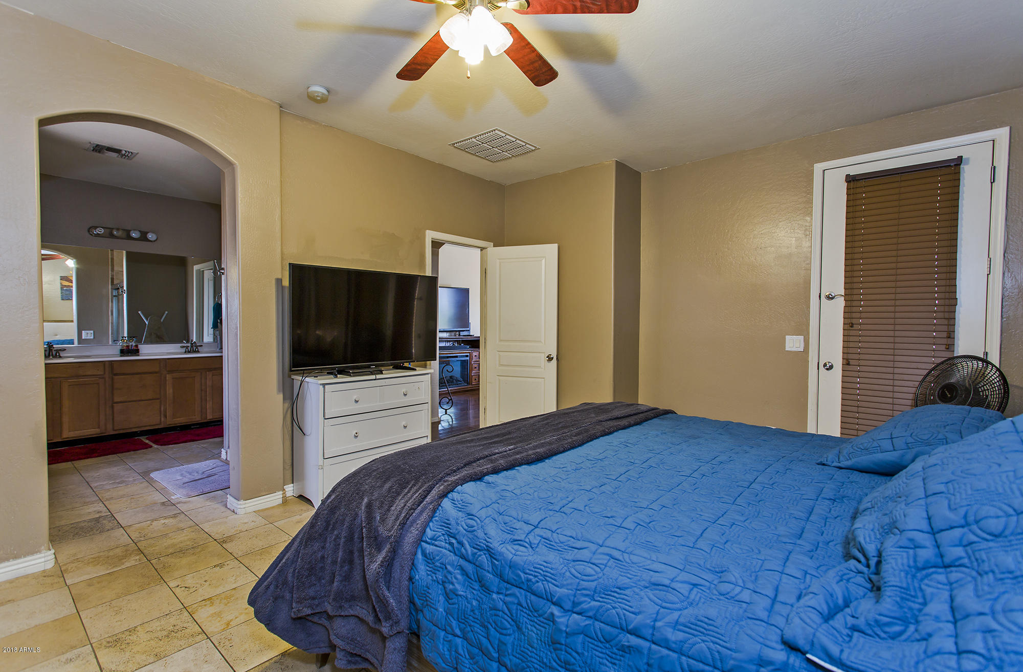6513 West Harwell Road Laveen, AZ 85339 - Photo 15 of 29 Master bedroom