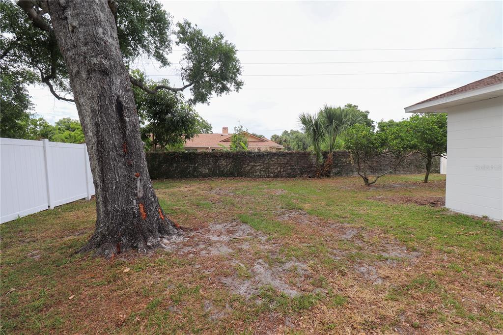 708 Camden Road Altamonte Springs, FL 32714 - Photo 35 of 42 Spacious yard.