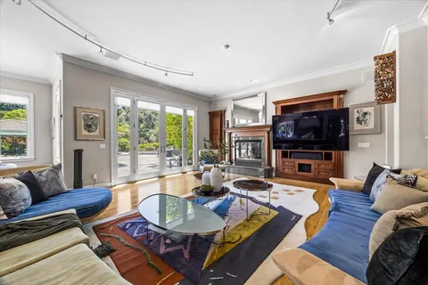 $10,949,888 | 20040 Spaich Court, Saratoga, CA 95070