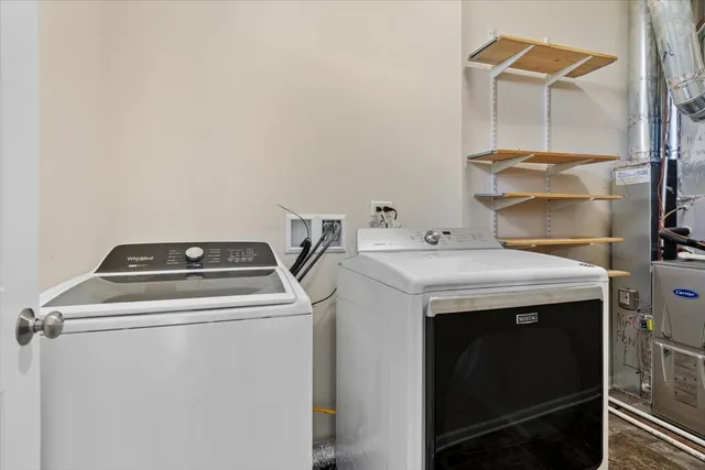 $2,900 | 2942 Madison Drive, Naperville, IL 60564