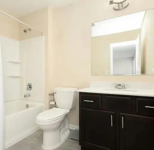 $2,900 | 2942 Madison Drive, Naperville, IL 60564