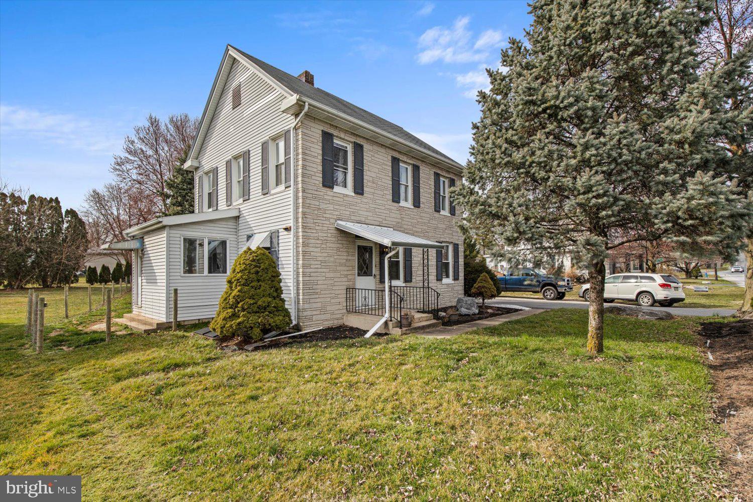 110 Colebrook Road Elizabethtown, PA 17022 - Photo 2 of 39 Gallery Image 2
