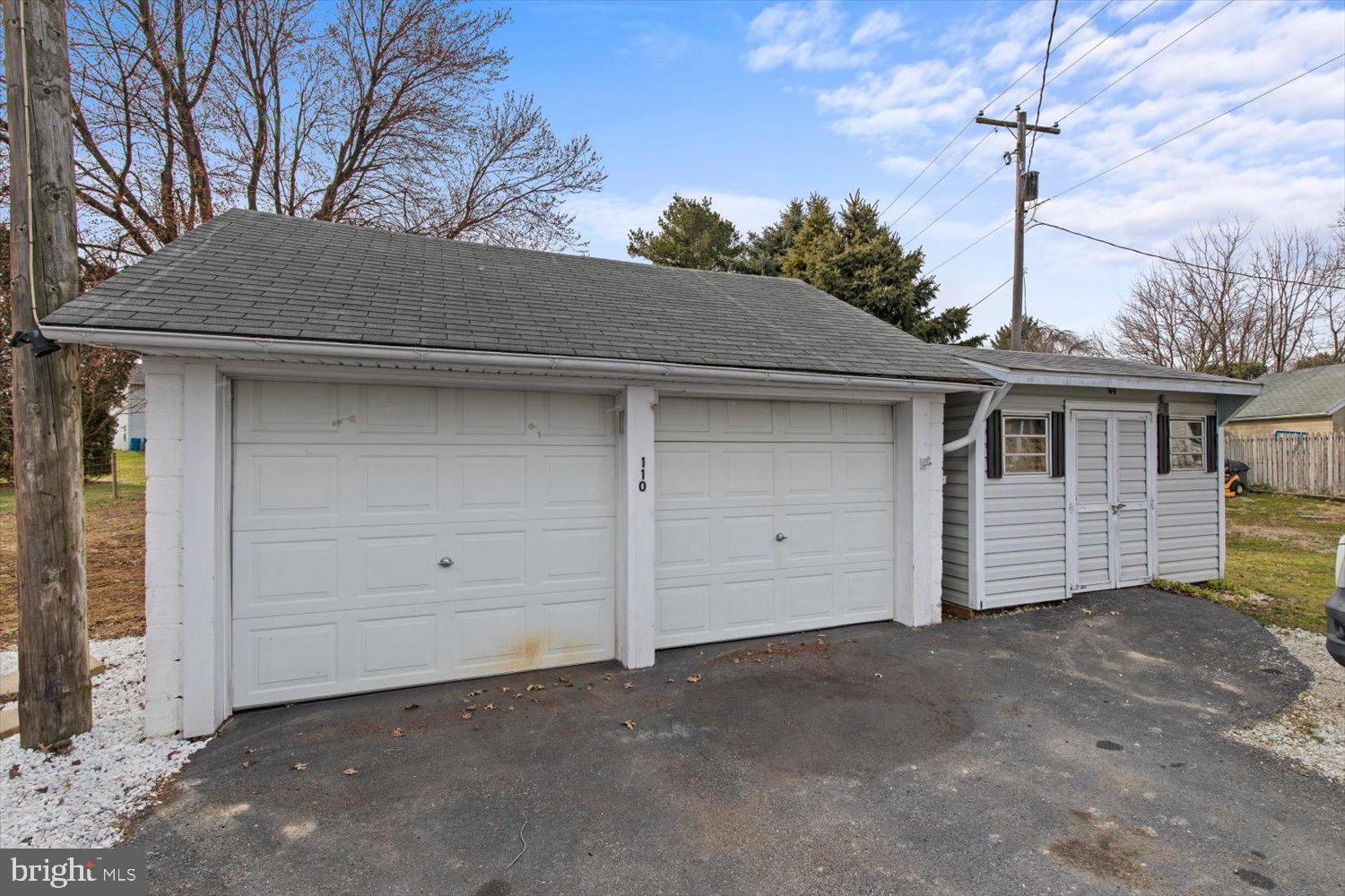110 Colebrook Road Elizabethtown, PA 17022 - Photo 4 of 39 Gallery Image 4
