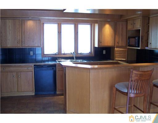 146 Old Matawan Road Old Bridge, NJ 08857 - Photo 4 of 20 Gallery Image 4