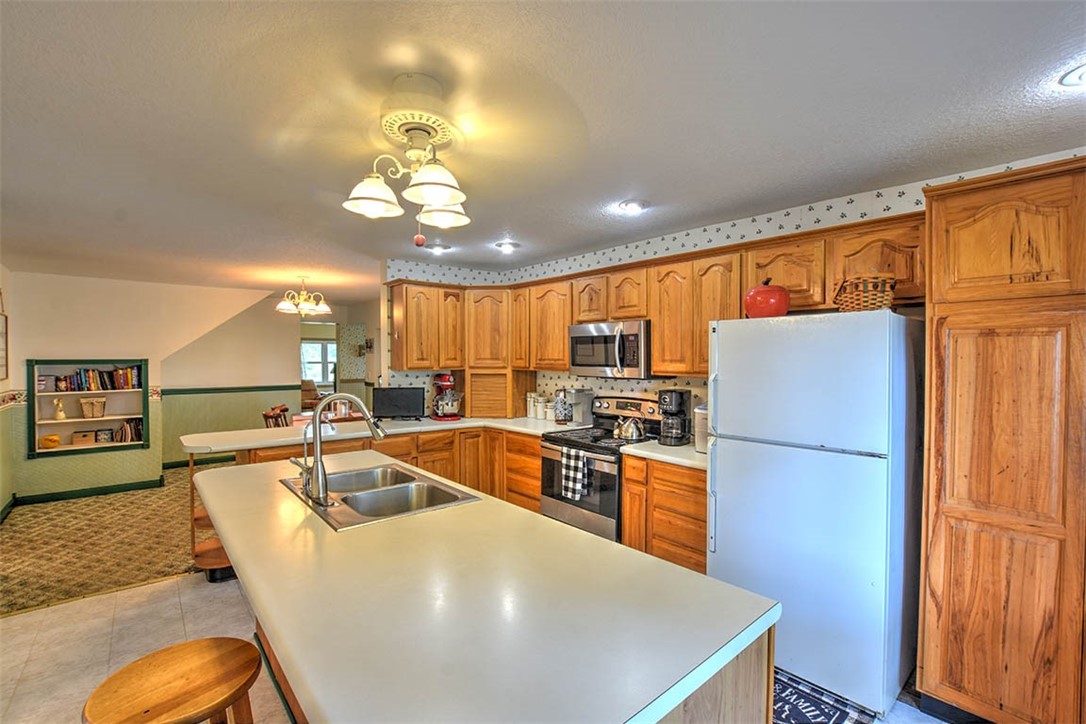2502 East 1800 North Road Moweaqua, IL 62550 - Photo 11 of 33