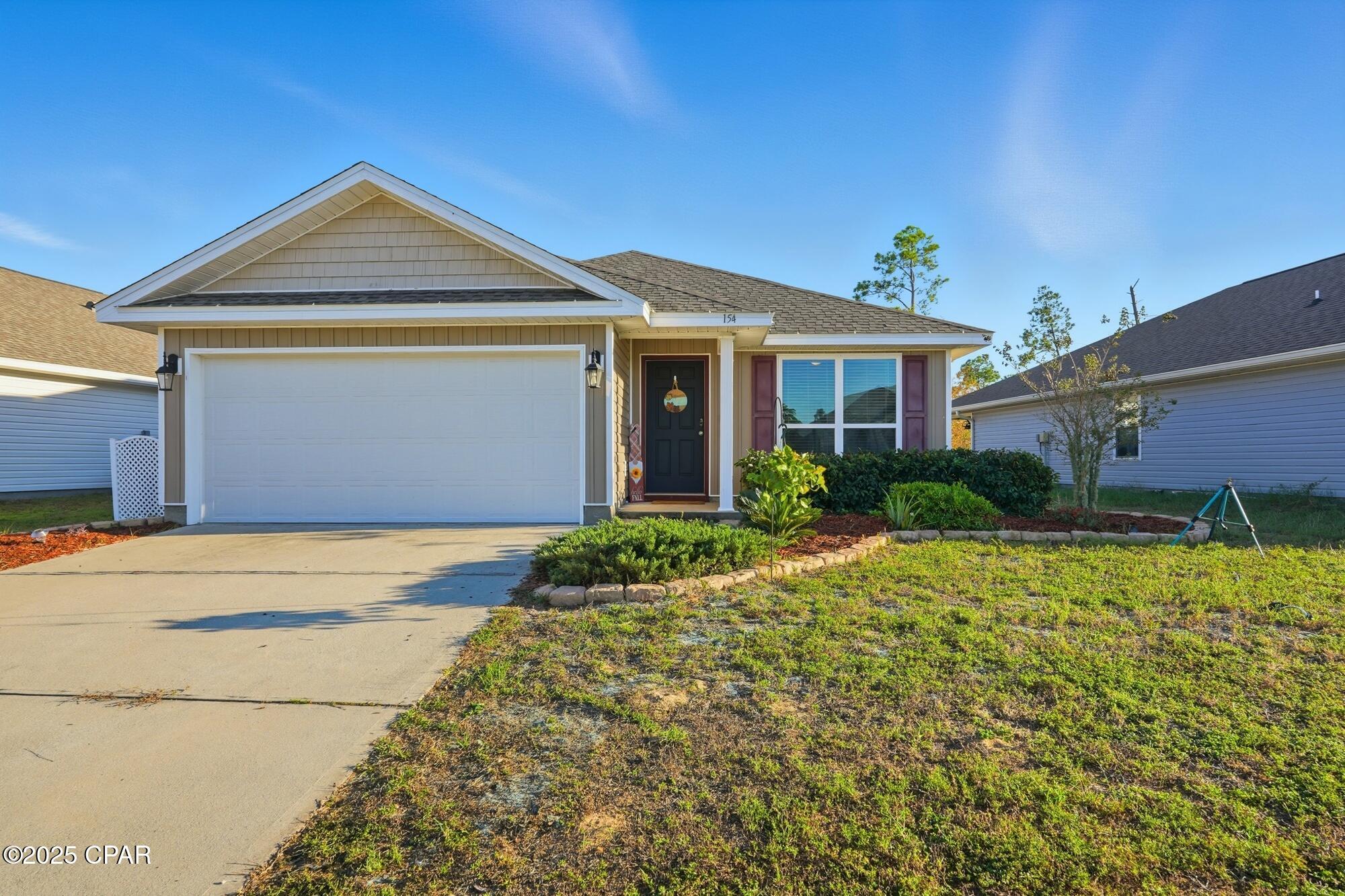 154 Merrion Road Southport, FL 32409 - Photo 4 of 37