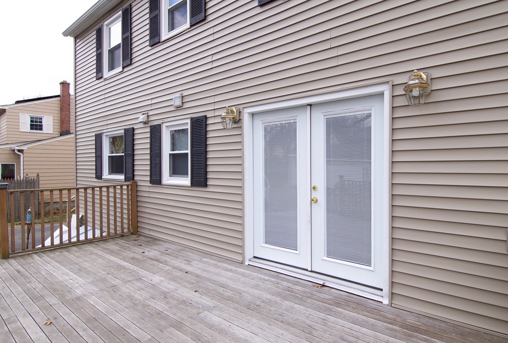 125 Clement Street Springfield, MA 01118 - Photo 6 of 30