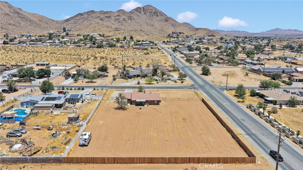 20083 Rimrock Road East Apple Valley, CA 92307 - Photo 37 of 41