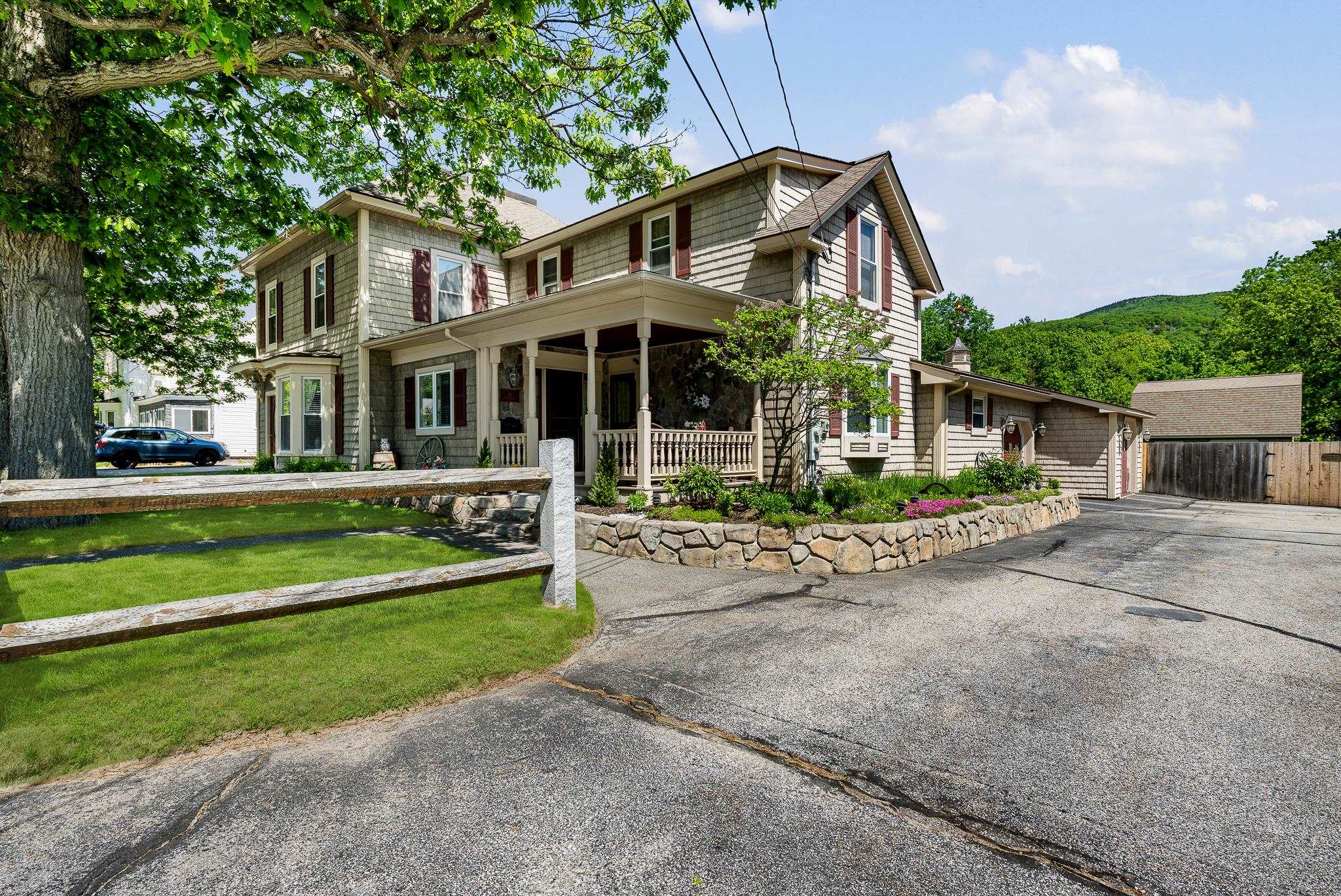 40 Main Street Gorham, NH 03581 - Photo 2 of 46