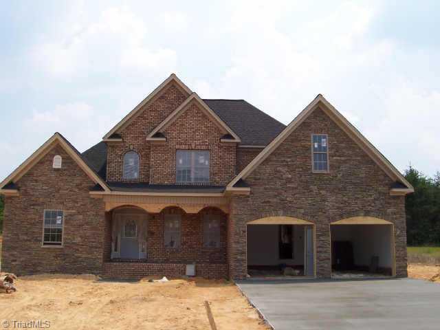 71 Peppertree Road Clemmons, NC 27012 - Photo 1 of 5 Exterior Front.