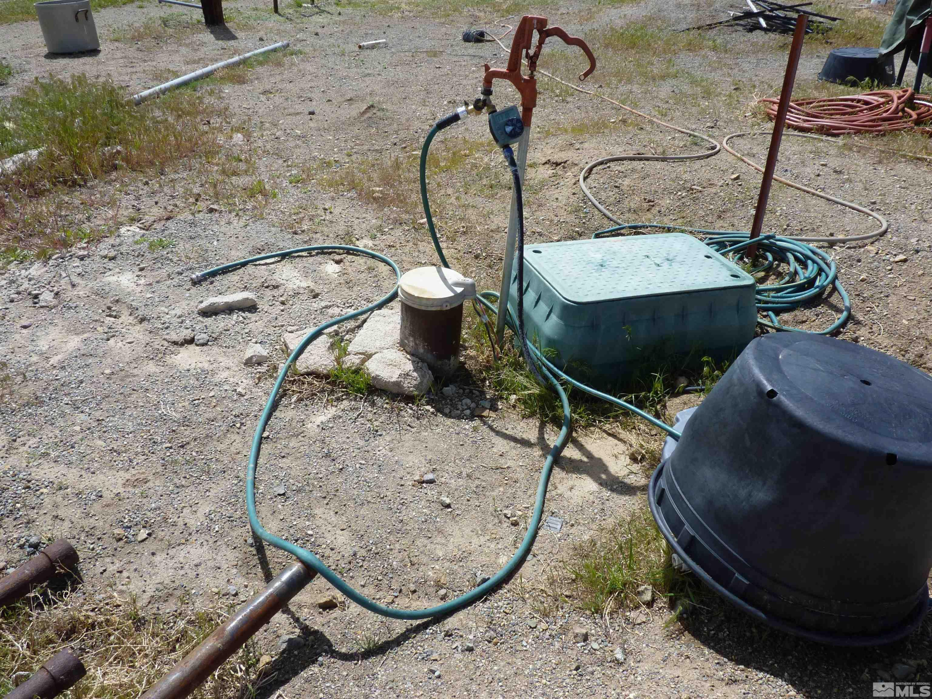 10 Lower Colony Road Wellington, NV 89444 - Photo 3 of 23 a picture of a bathroom