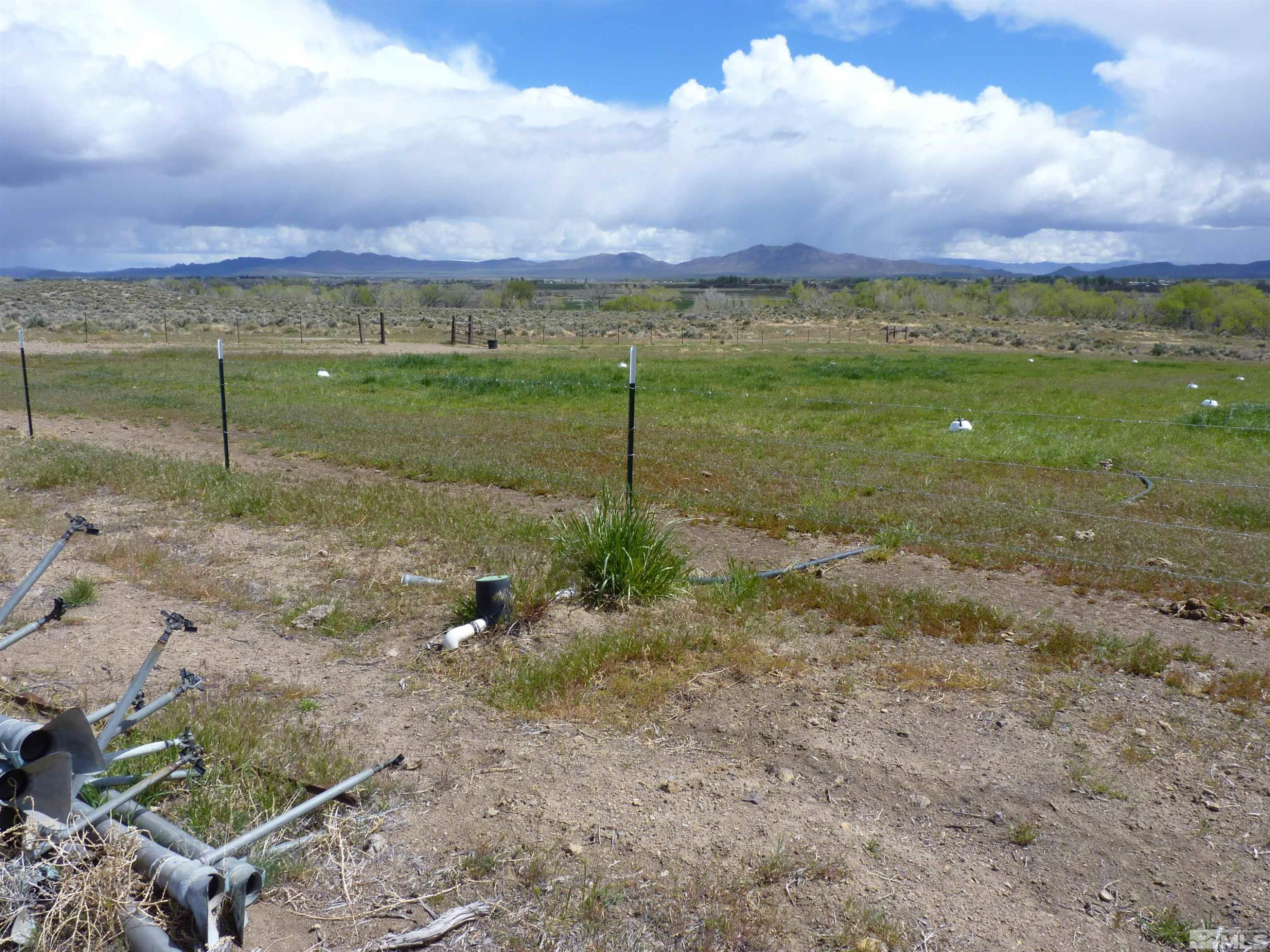 10 Lower Colony Road Wellington, NV 89444 - Photo 6 of 23 a view of a lake with a city